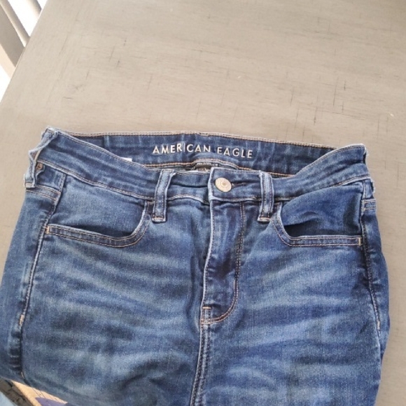 American Eagle Outfitters Denim - American Eagle Outfitters High Rise Blue Jeans
